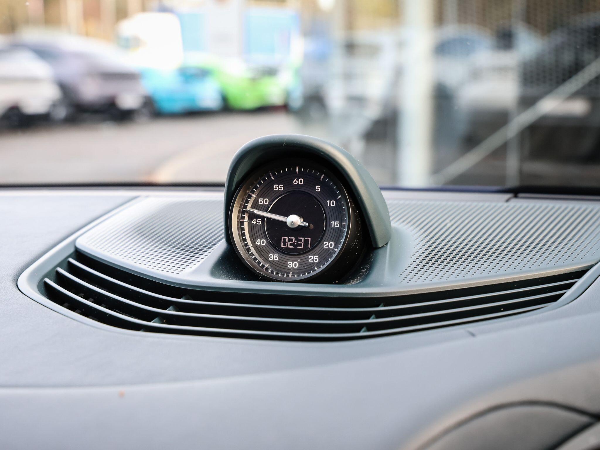 Porsche Taycan view 52
