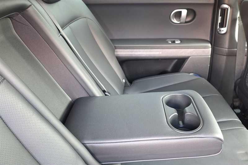 Hyundai Ioniq 5 view 30