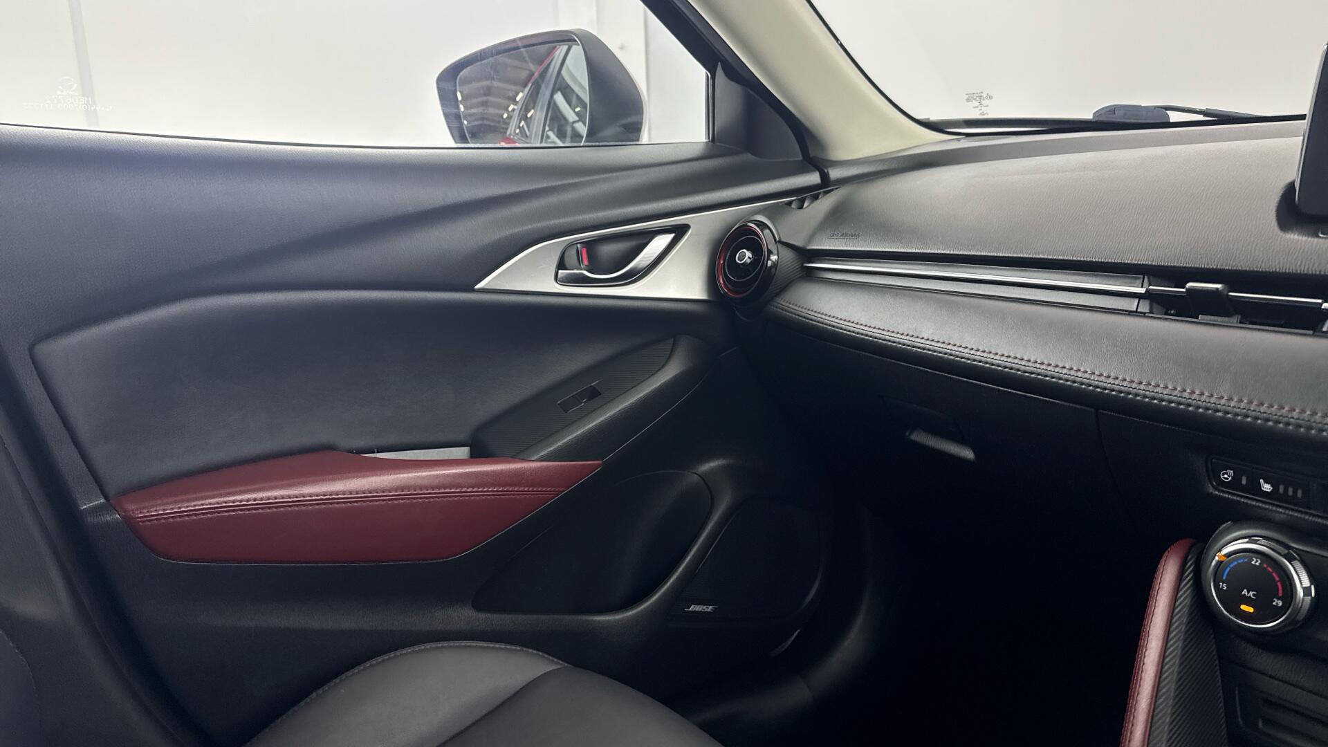 Mazda CX-3 view 32