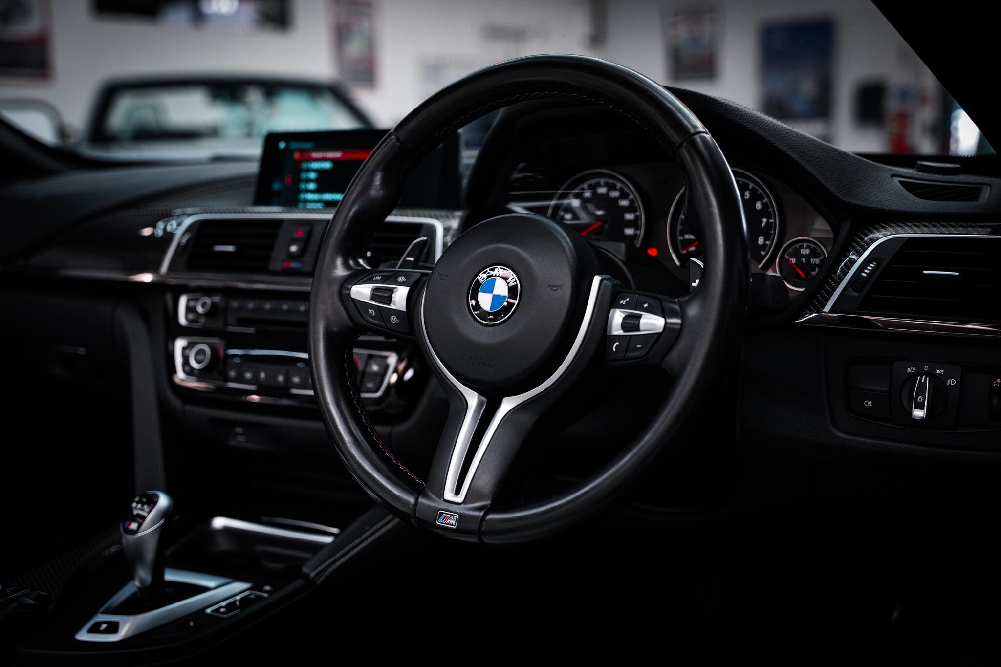 BMW M4 view 18