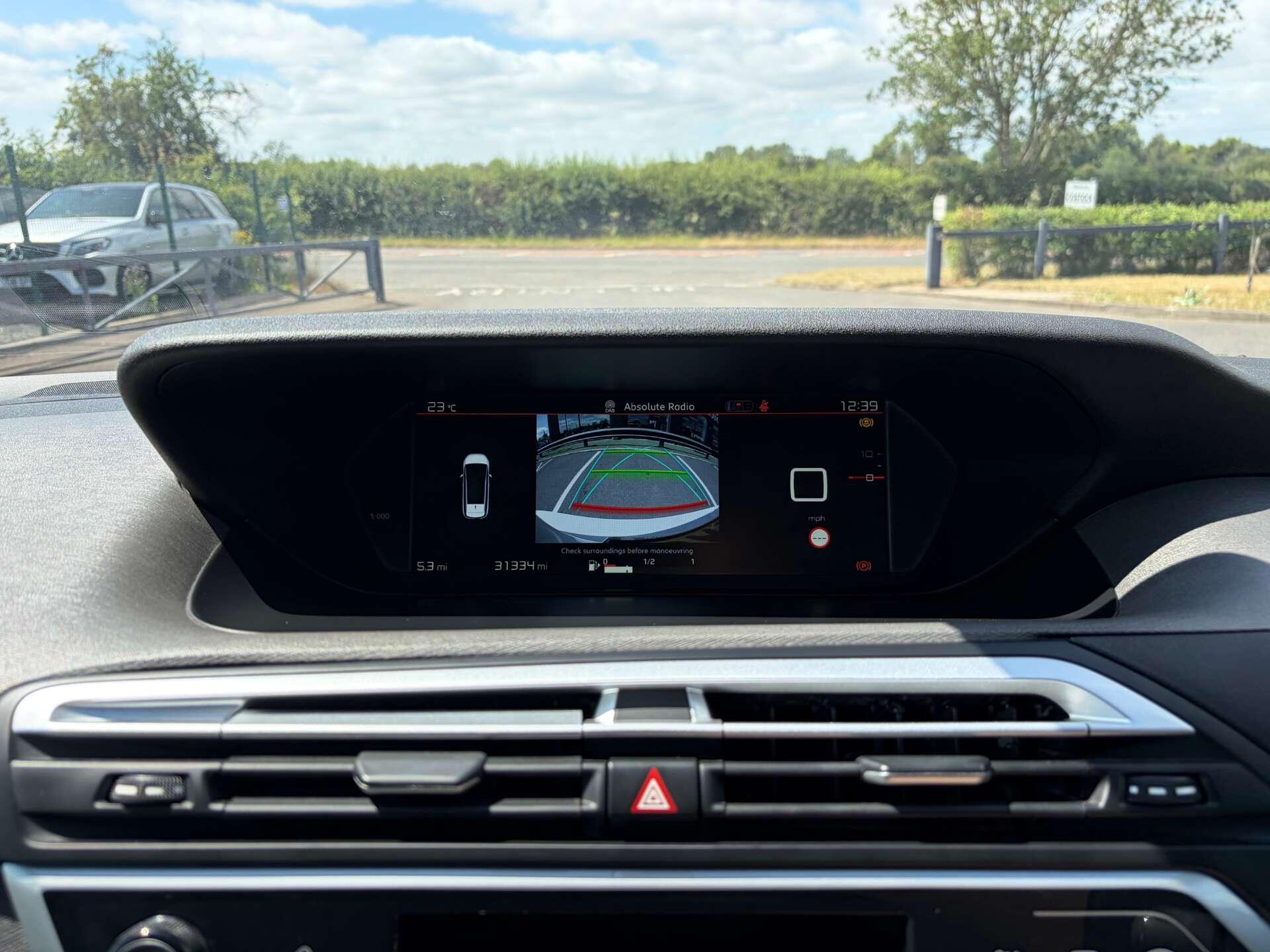 Citroen Grand C4 Spacetourer view 39
