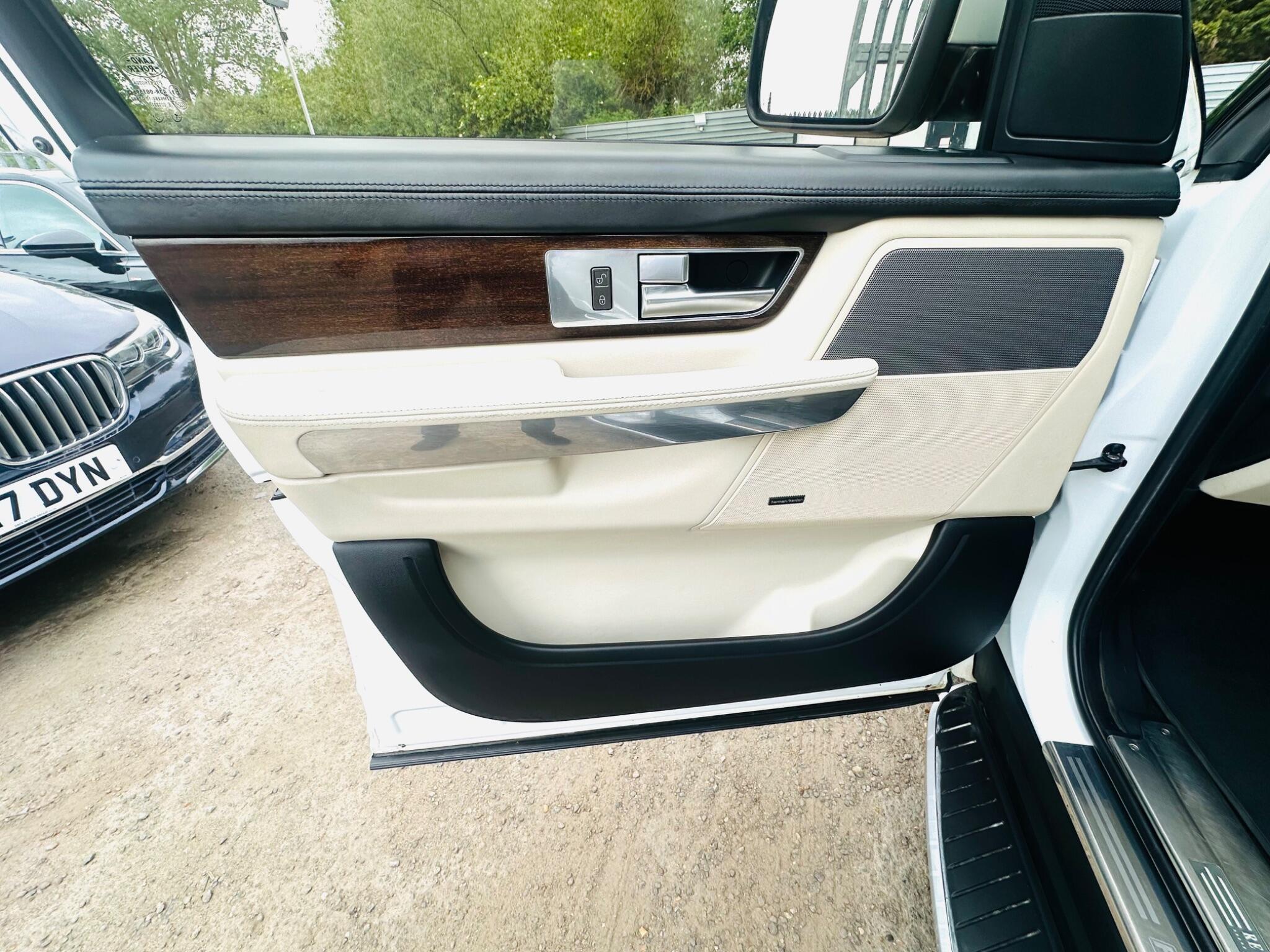 Land Rover Range Rover Sport view 68