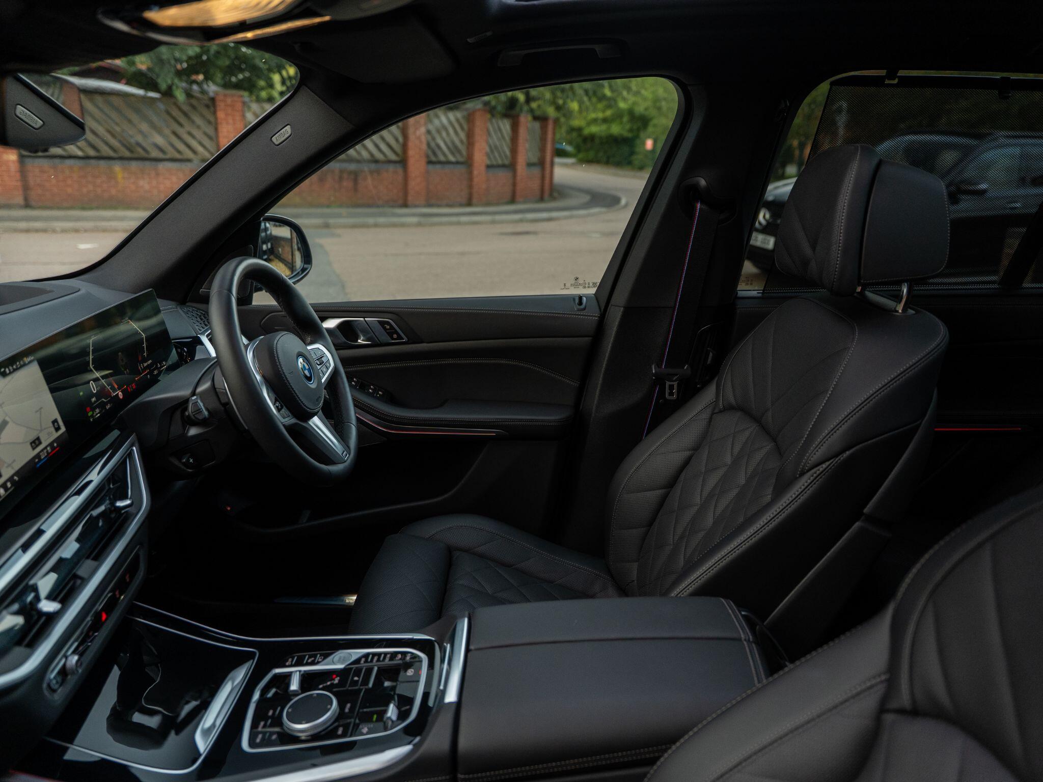 BMW X5 view 41