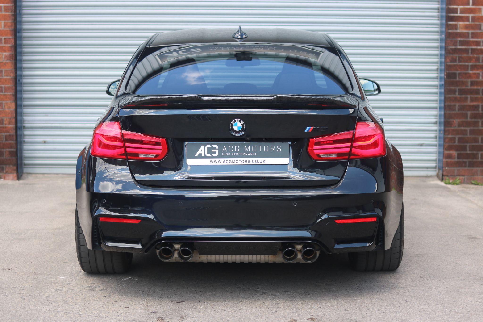 BMW M3 view 4