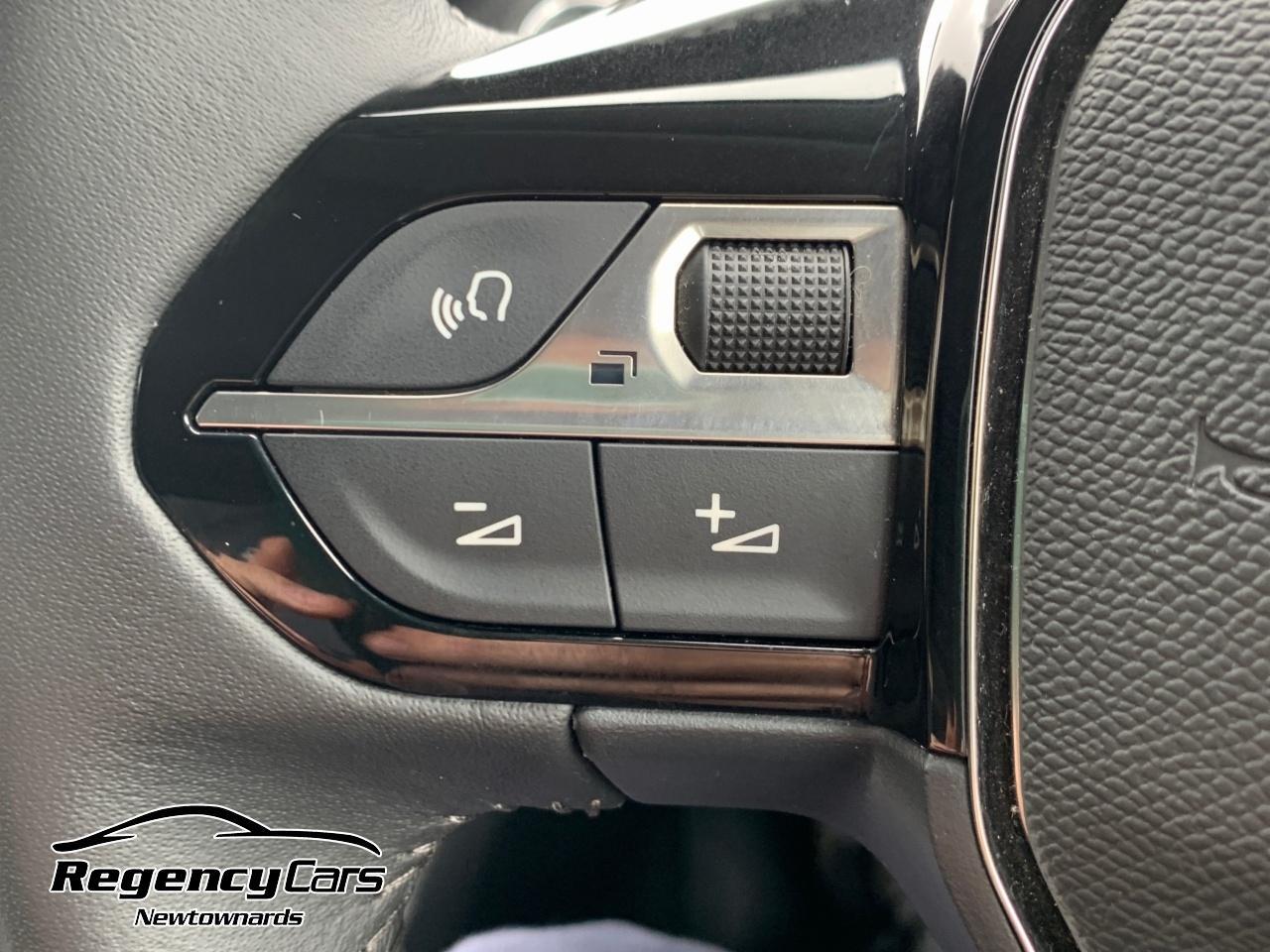 Peugeot 208 view 20