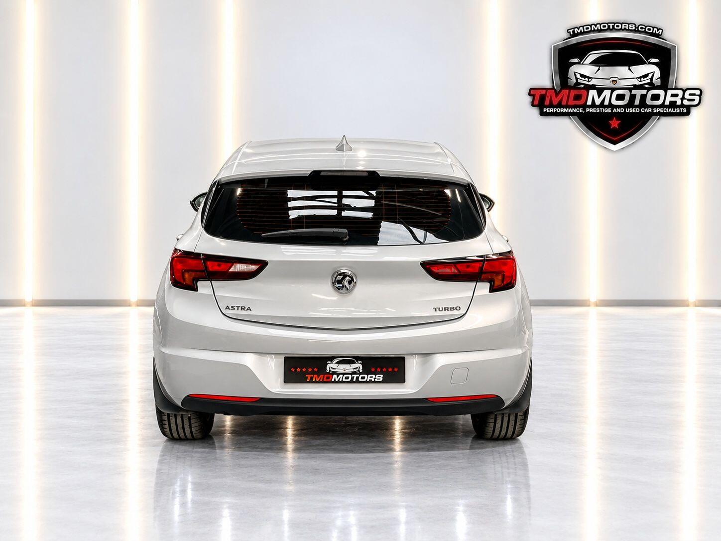 Vauxhall Astra view 9