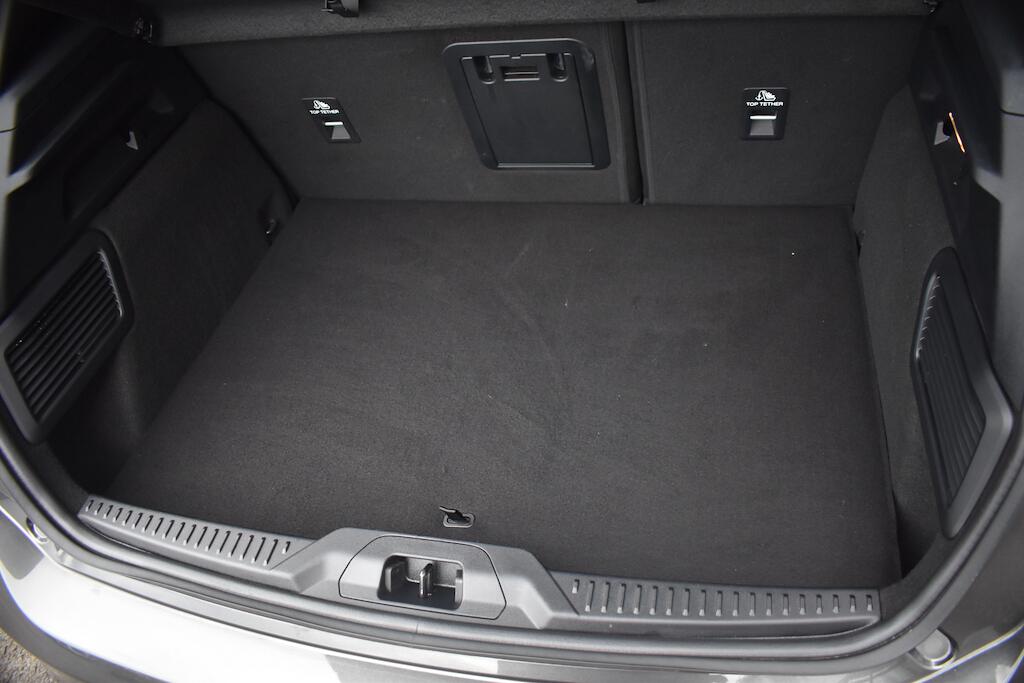 Ford Focus view 45