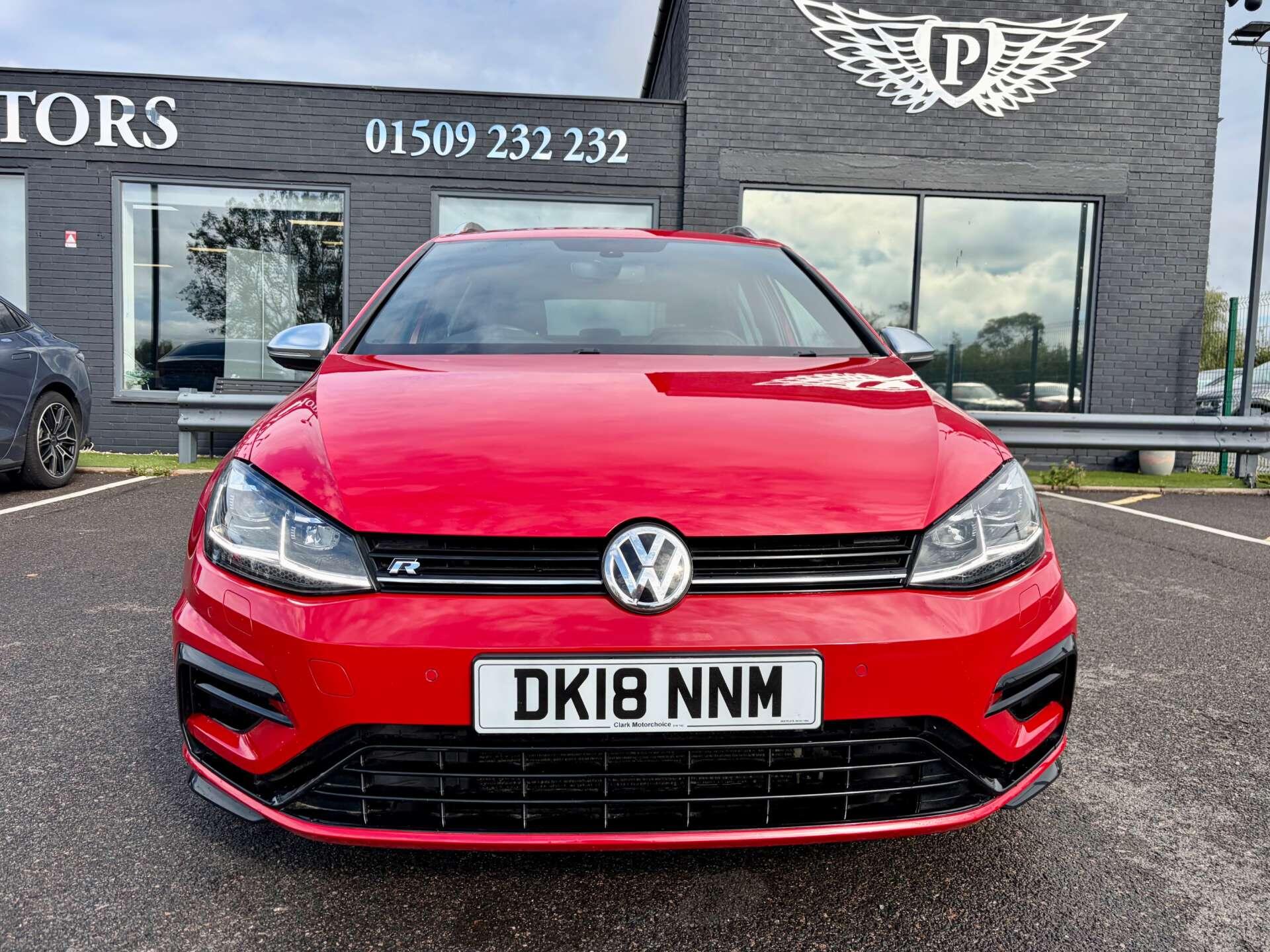 Volkswagen Golf view 3