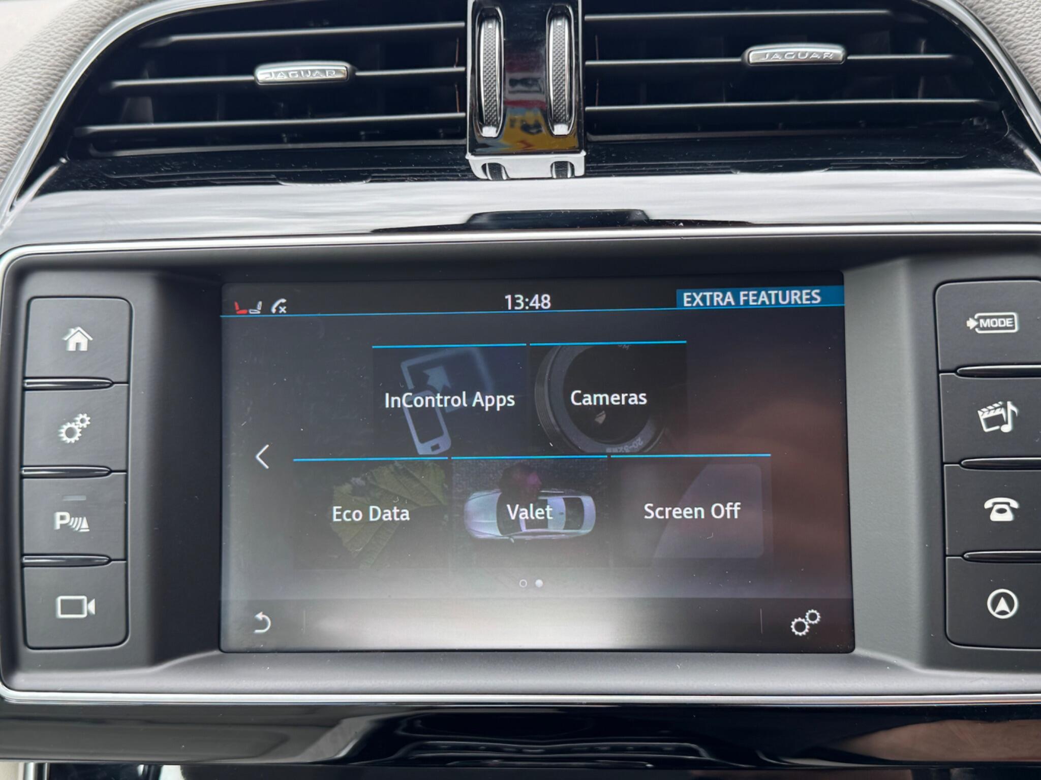 Jaguar Xe view 31