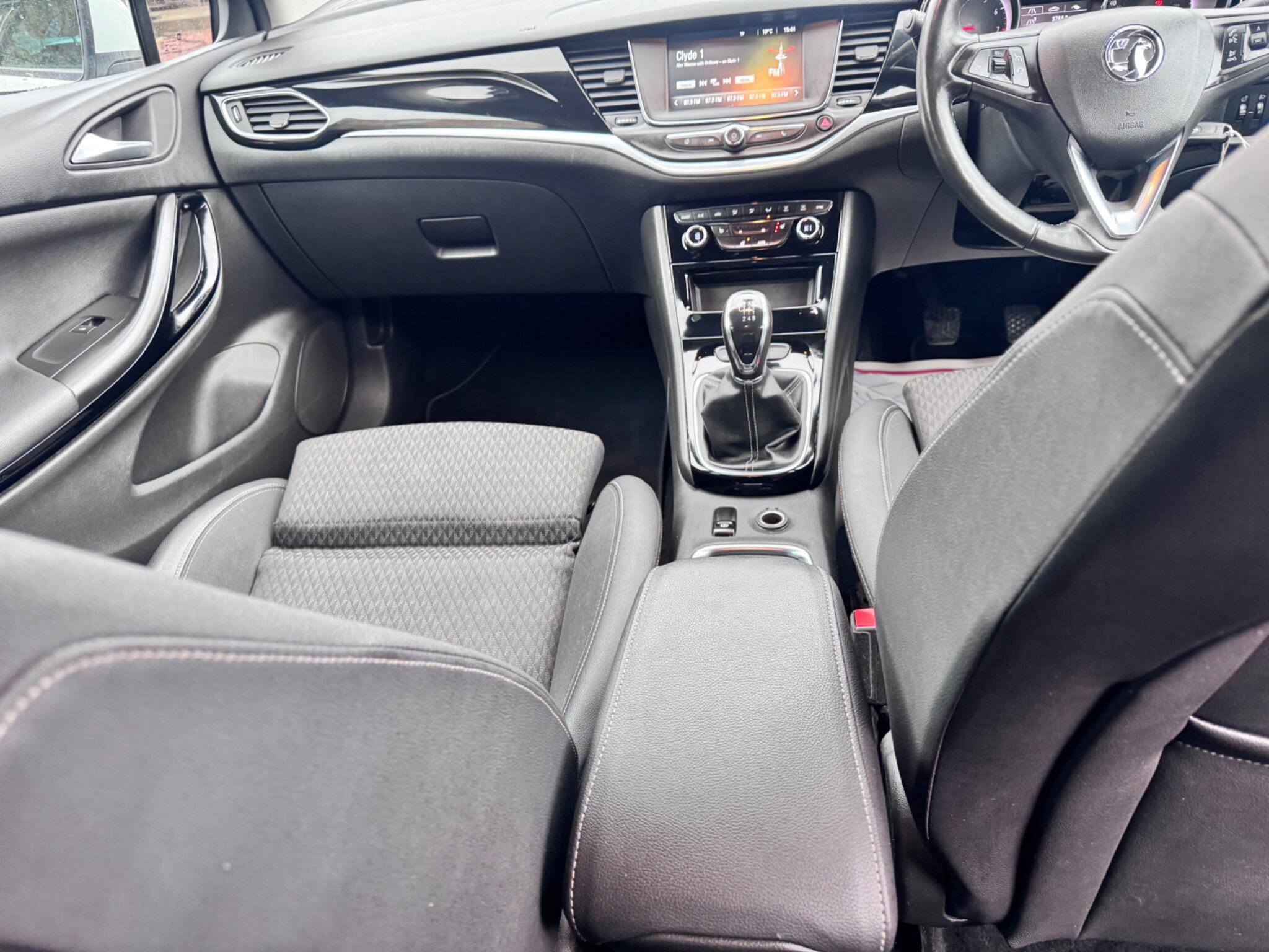 Vauxhall Astra view 14