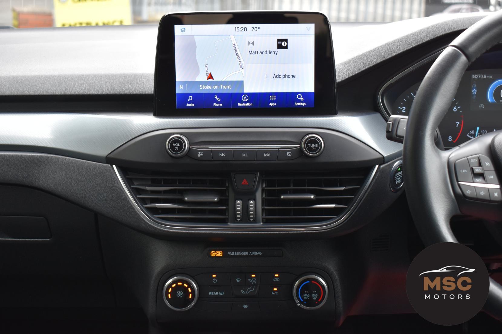 Ford Focus view 43