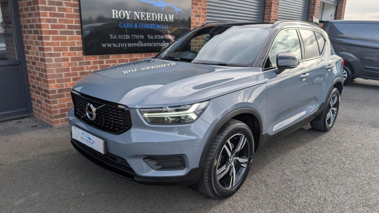 Volvo XC40 view 18