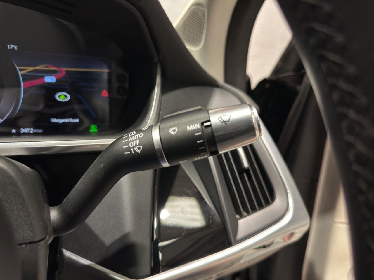 Jaguar I-Pace view 17