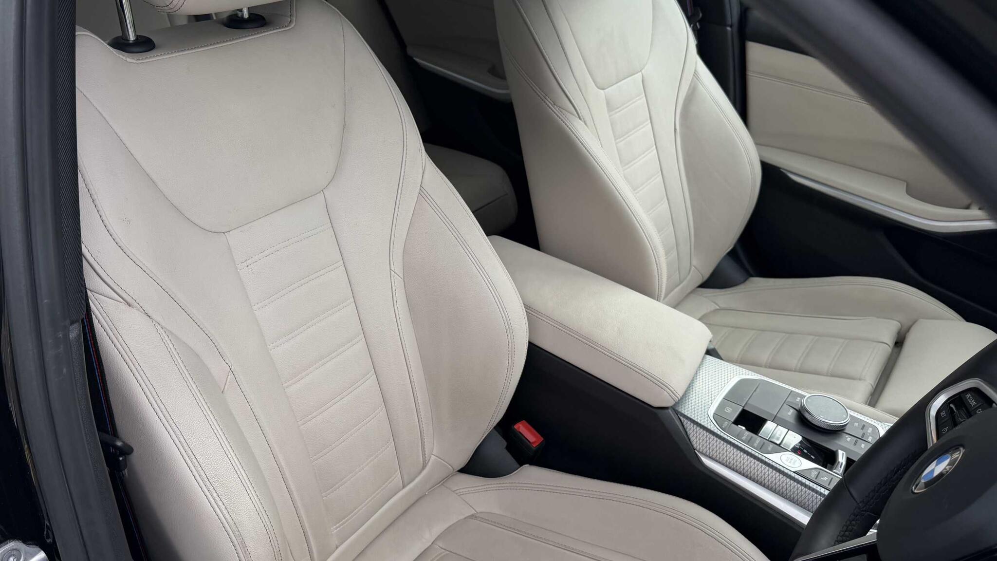 BMW 3 Series view 11