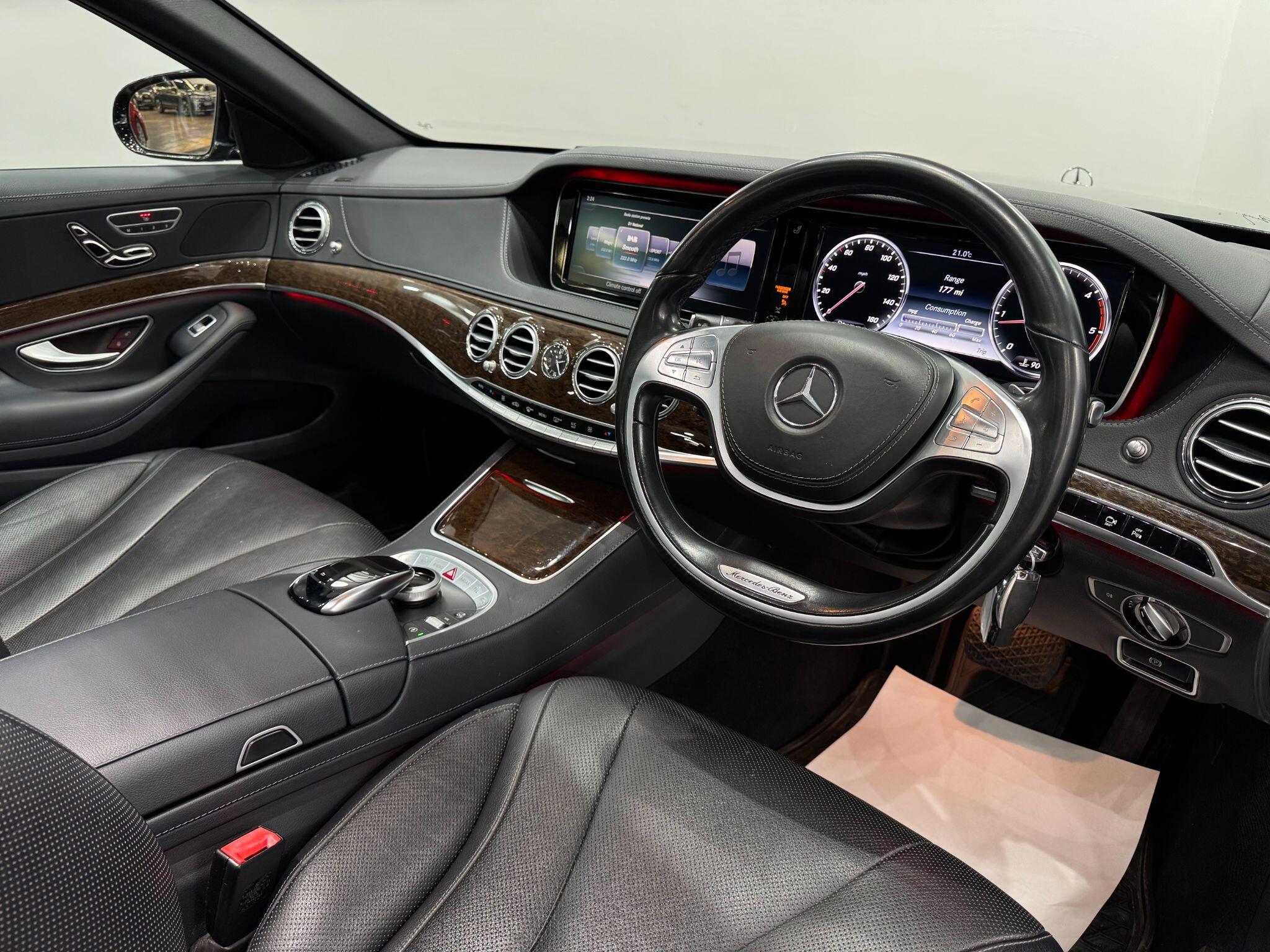 Mercedes-Benz S-Class view 23