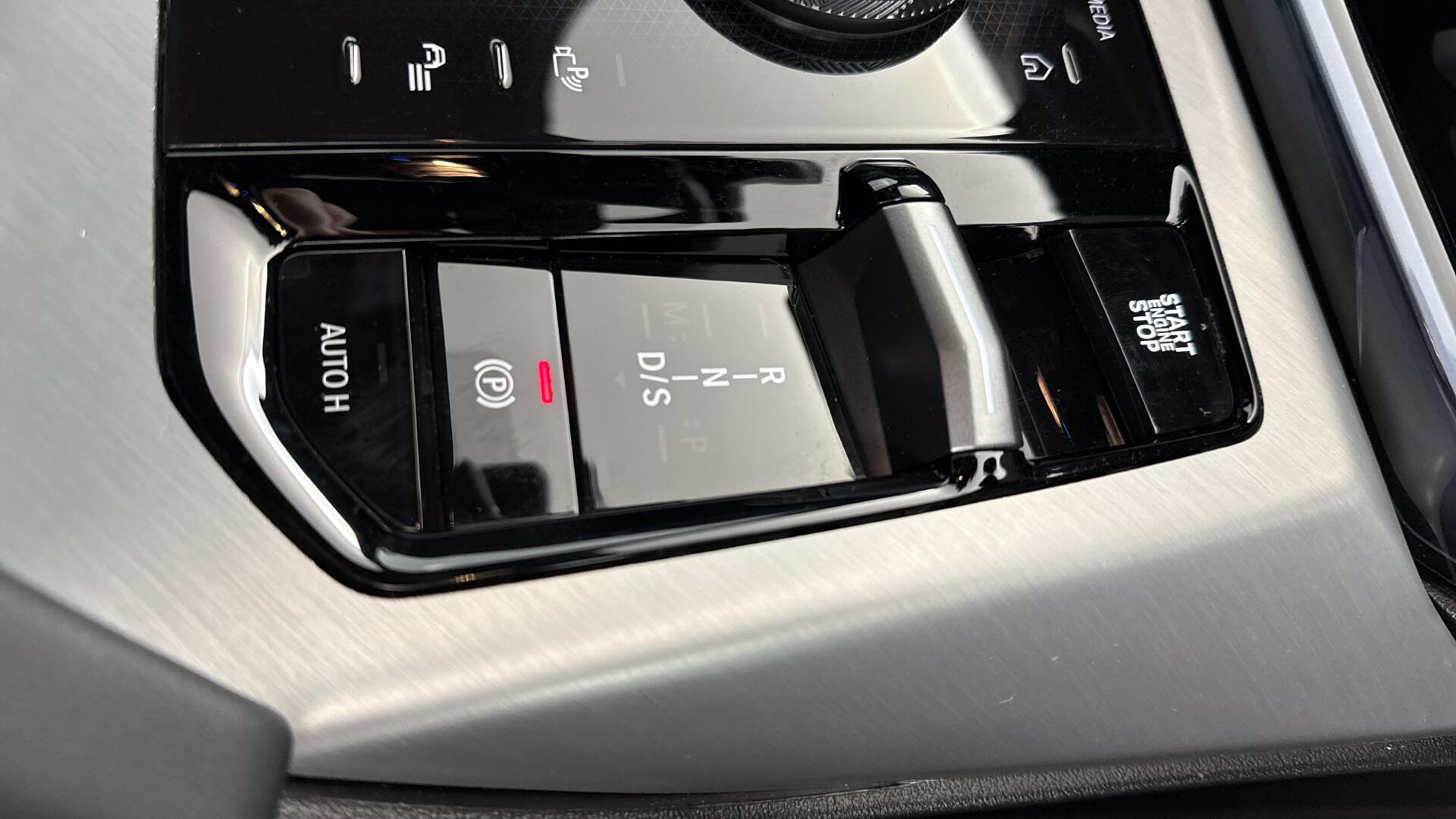 BMW X3 view 19