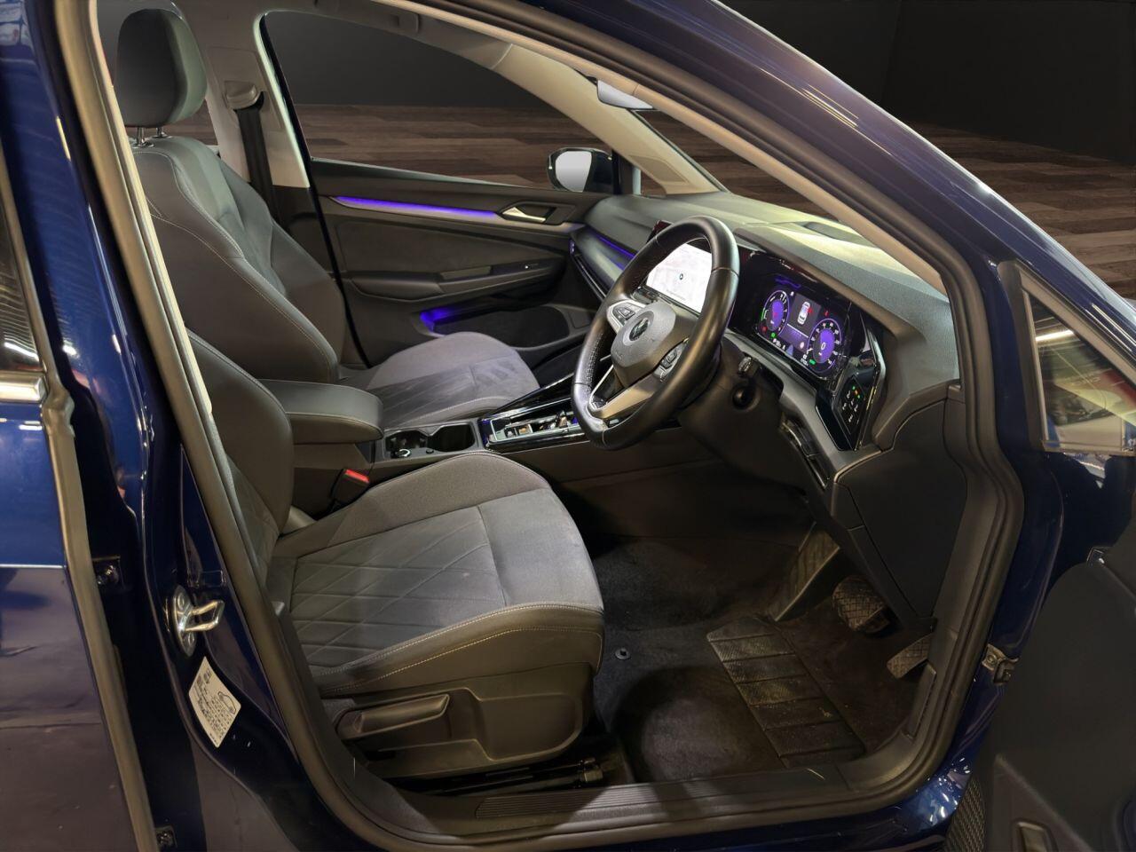 Volkswagen Golf view 12