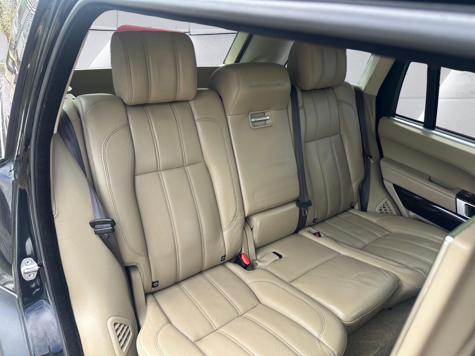 Land Rover Range Rover view 10