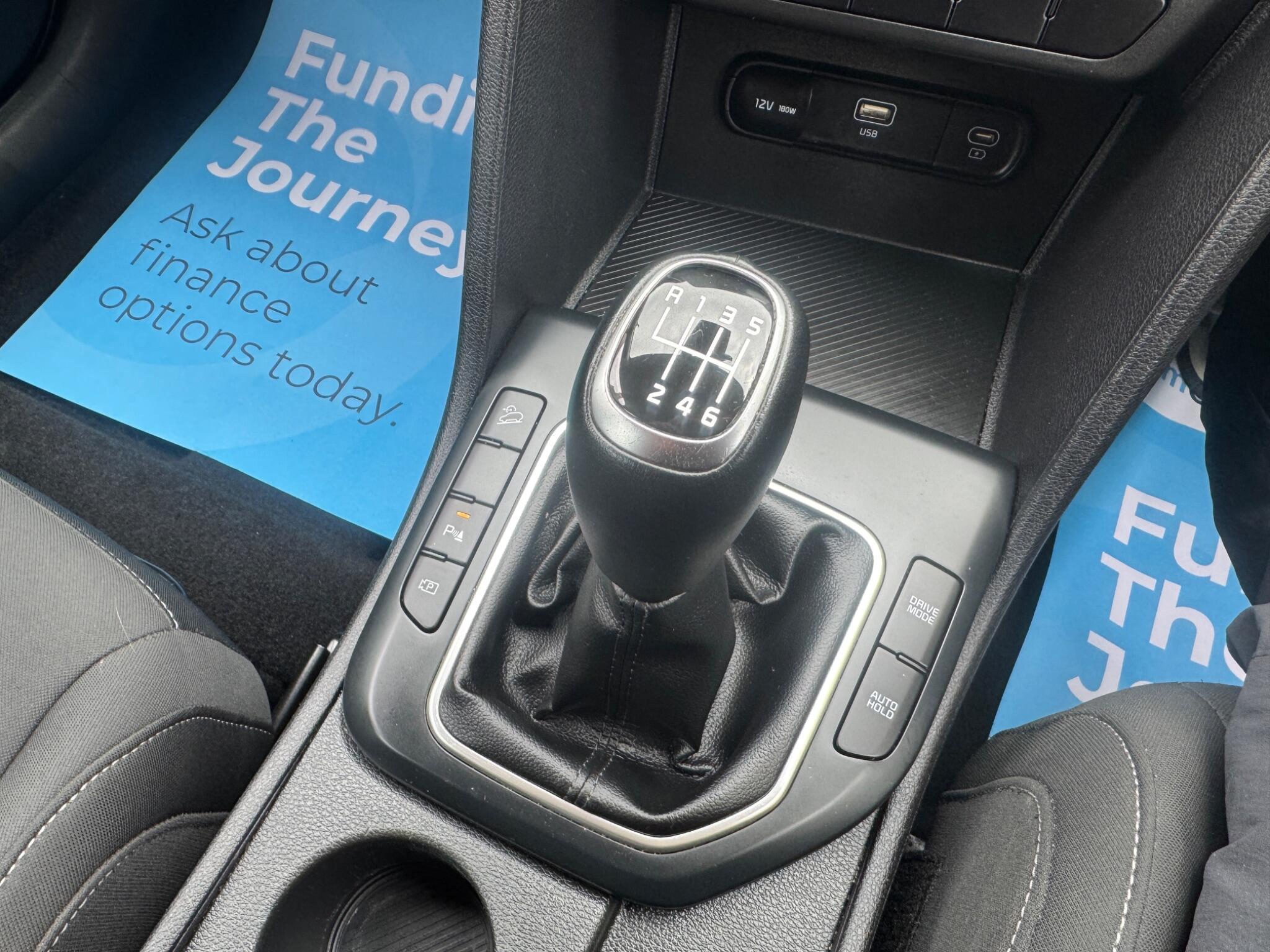 Kia Sportage view 28
