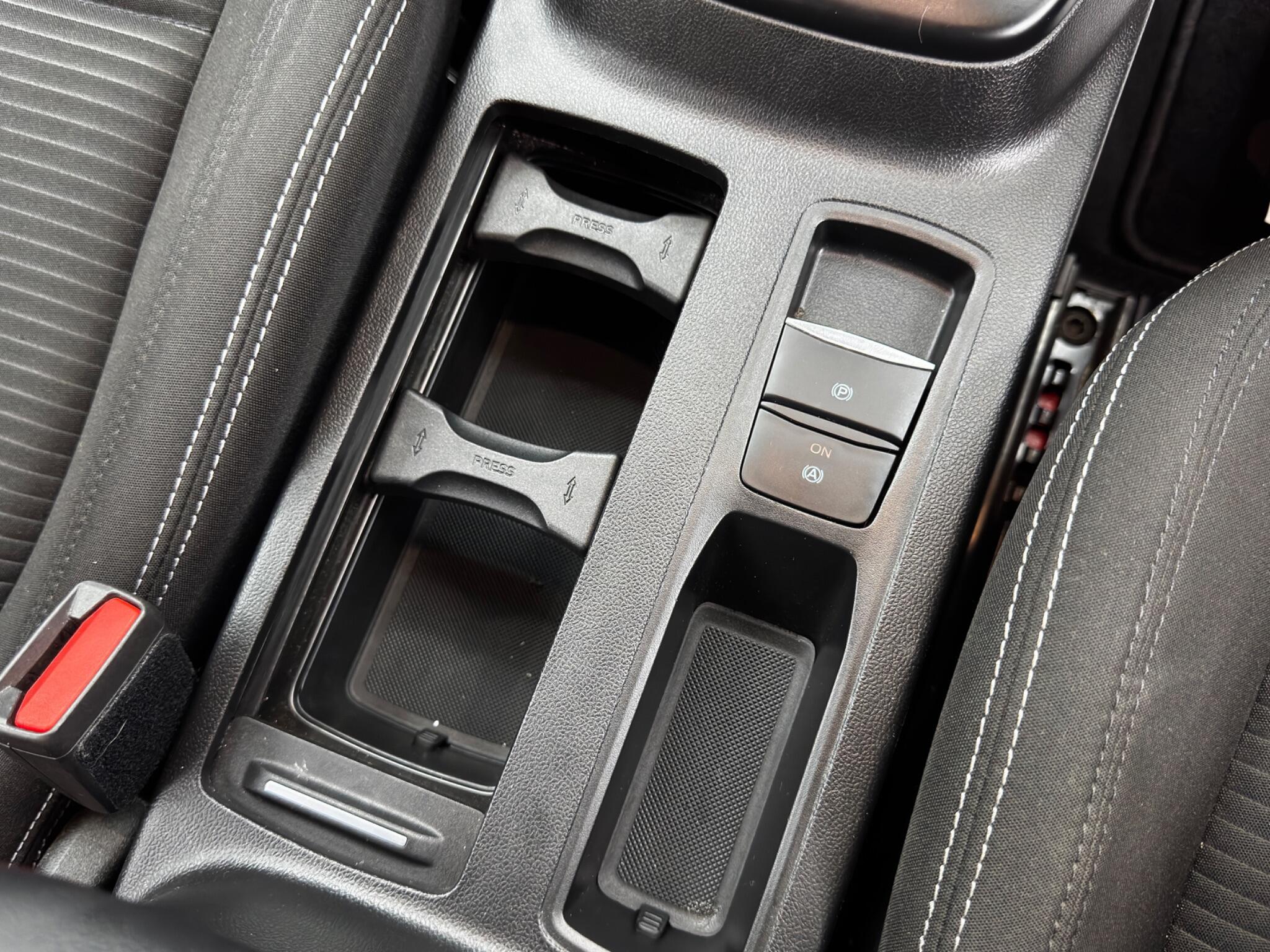 Ford Focus view 25