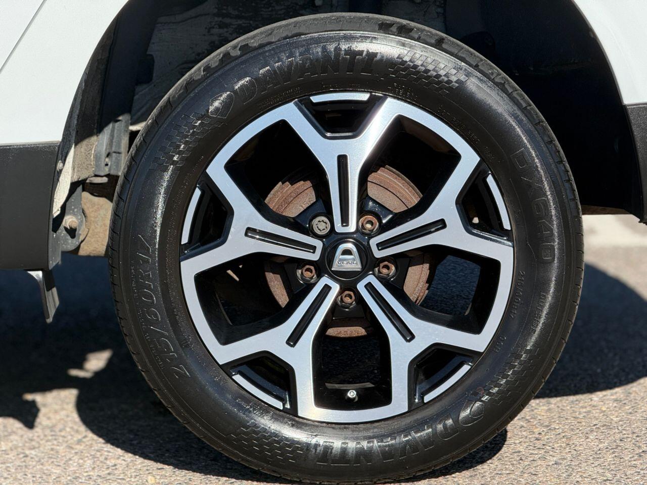 Dacia Duster view 48