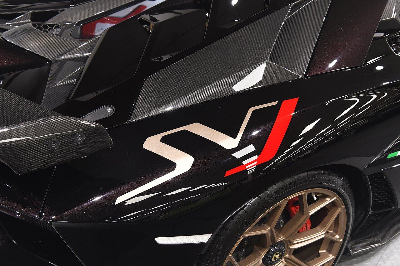 Lamborghini Aventador view 49