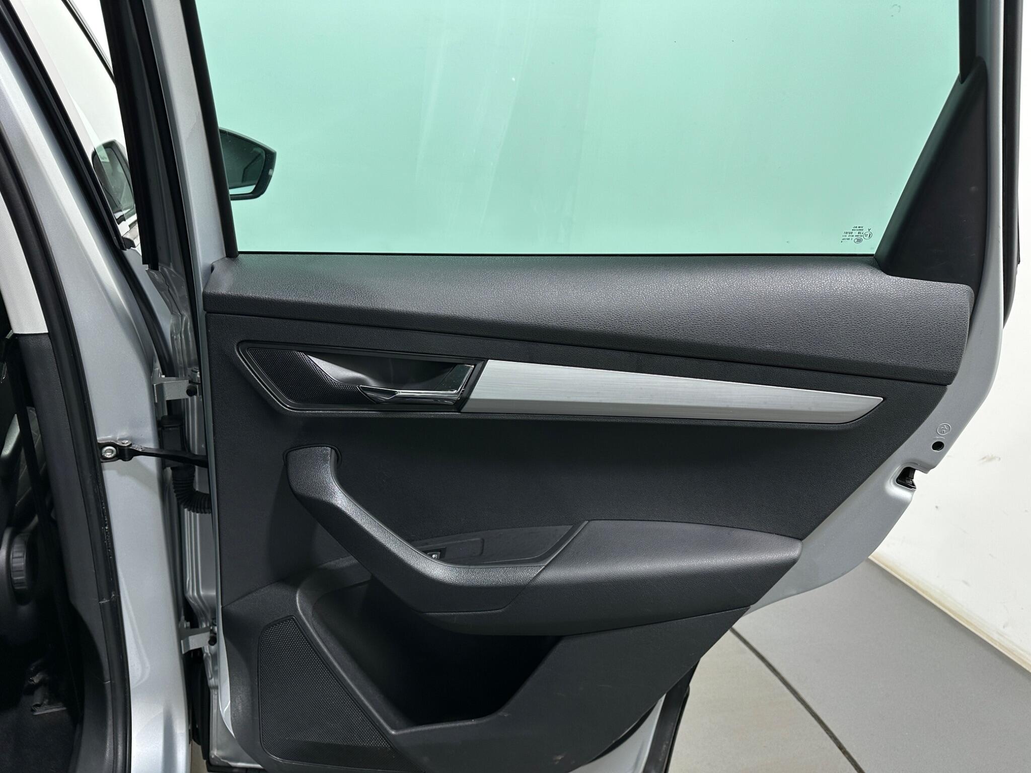 Skoda Karoq view 42