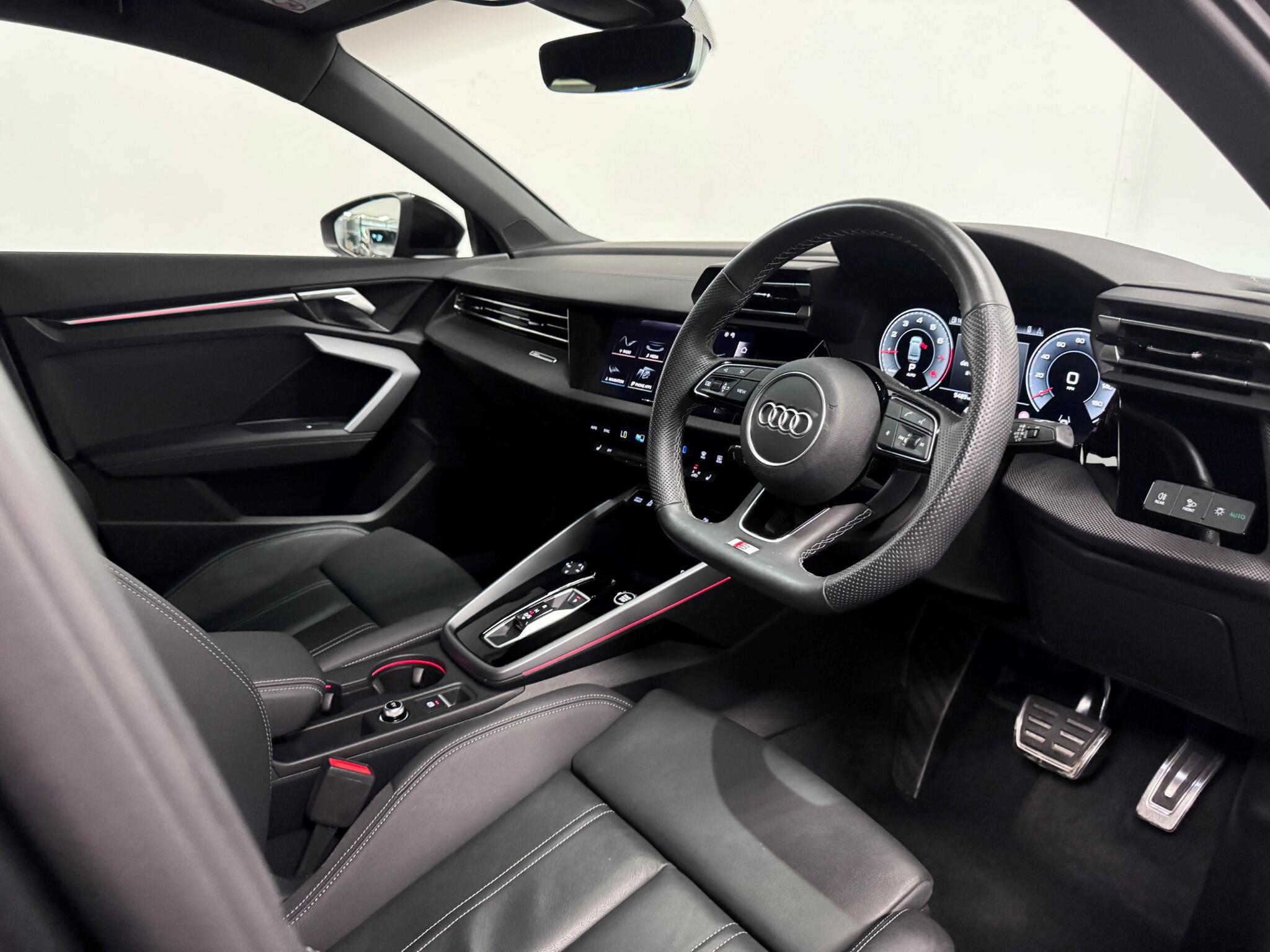 Audi A3 view 34