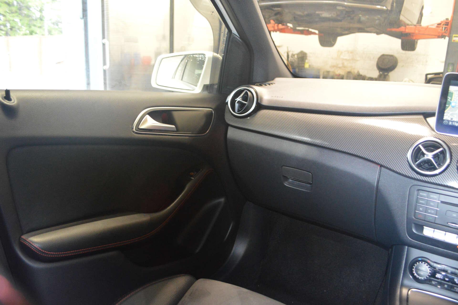 Mercedes-Benz B-Class view 16