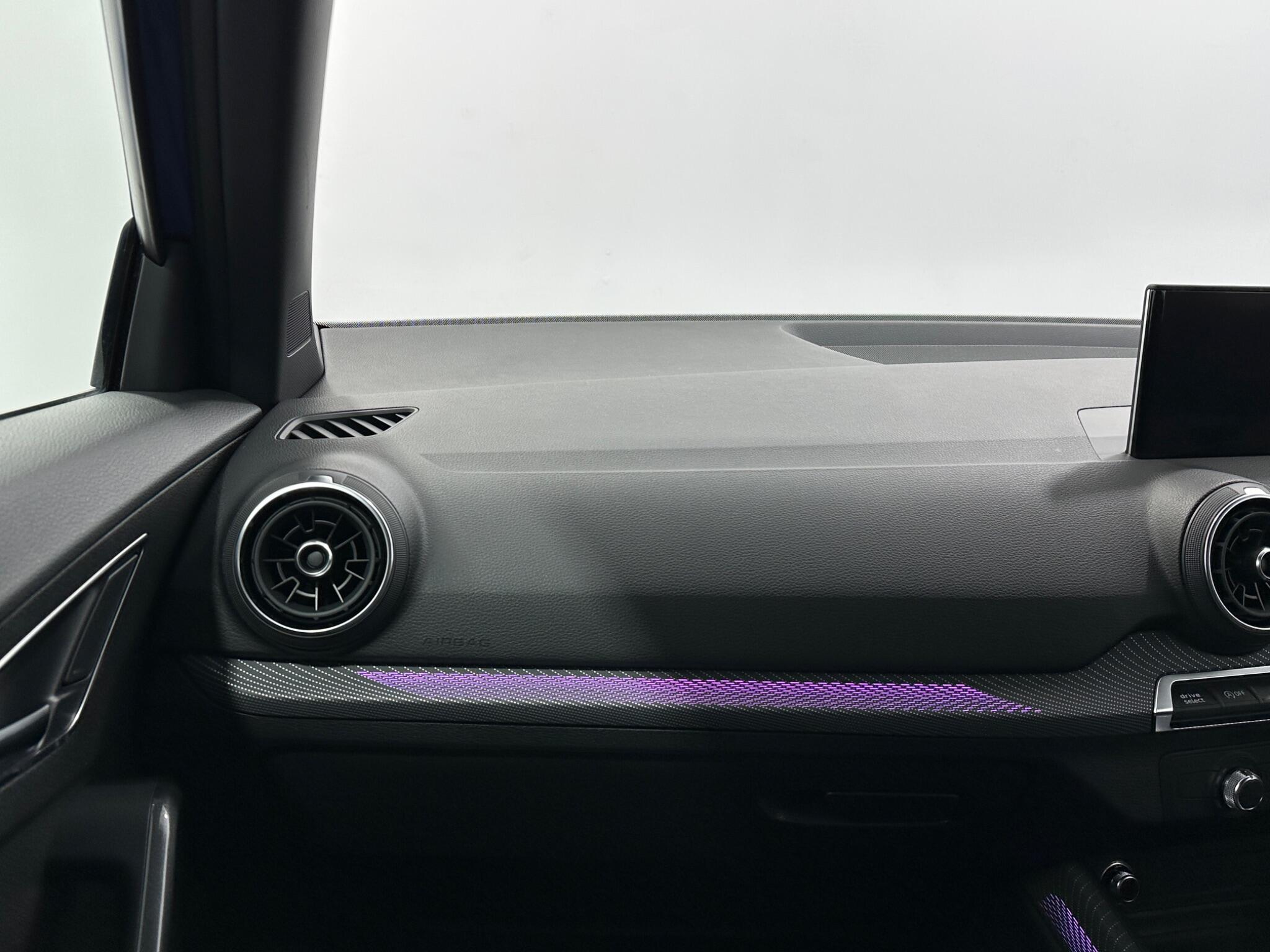 Audi Q2 view 29