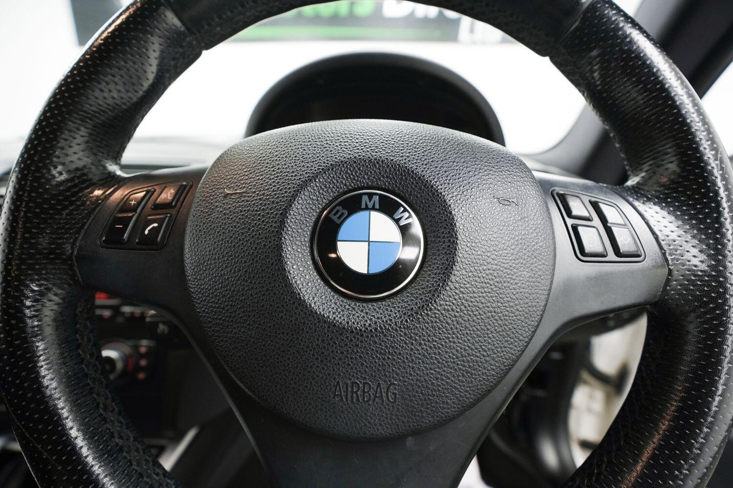 BMW 1 Series view 15