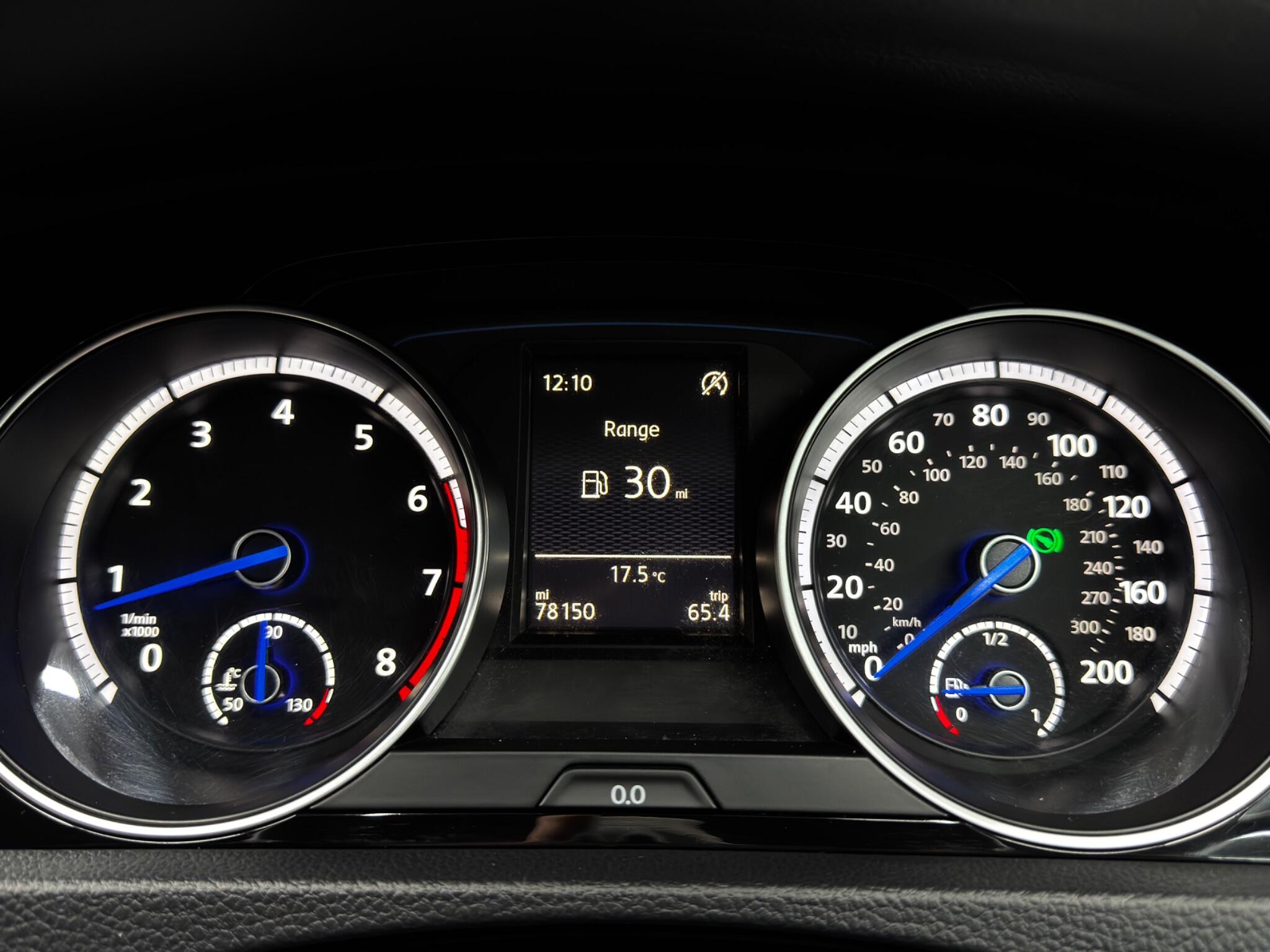 Volkswagen Golf view 21