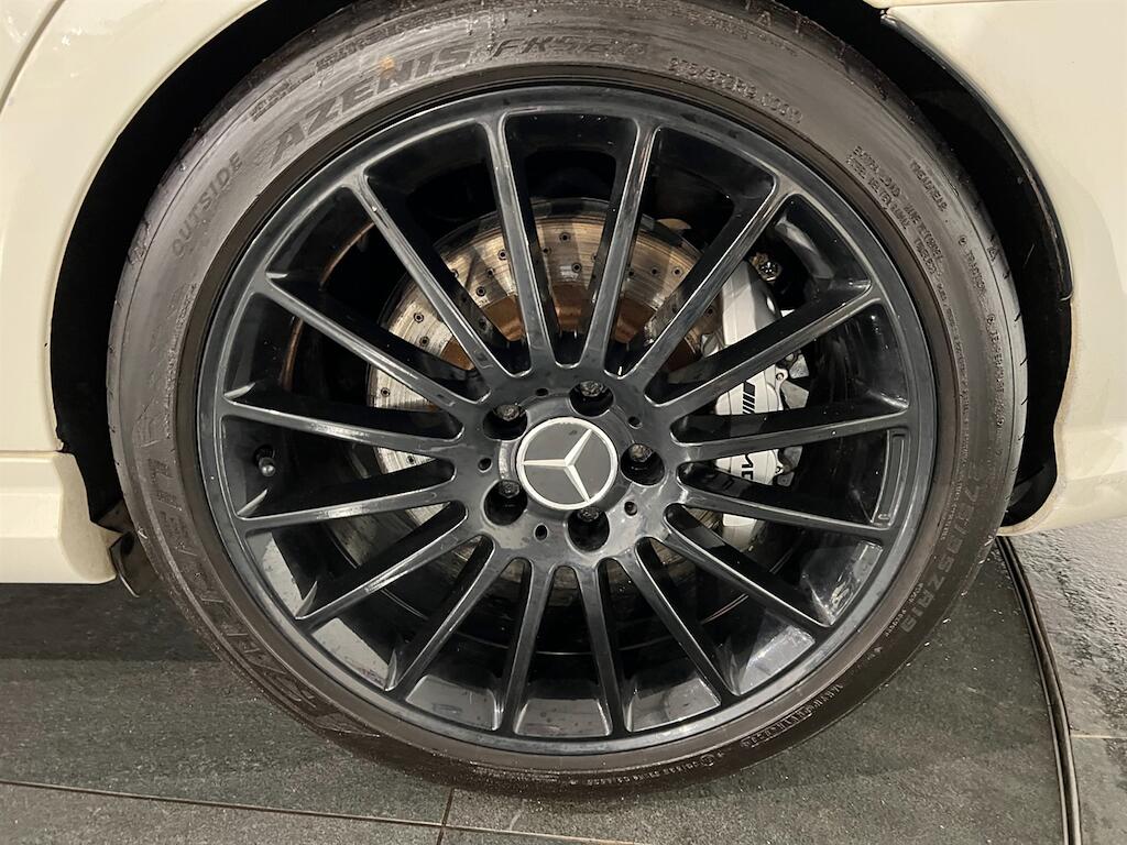 Mercedes-Benz C-Class view 30