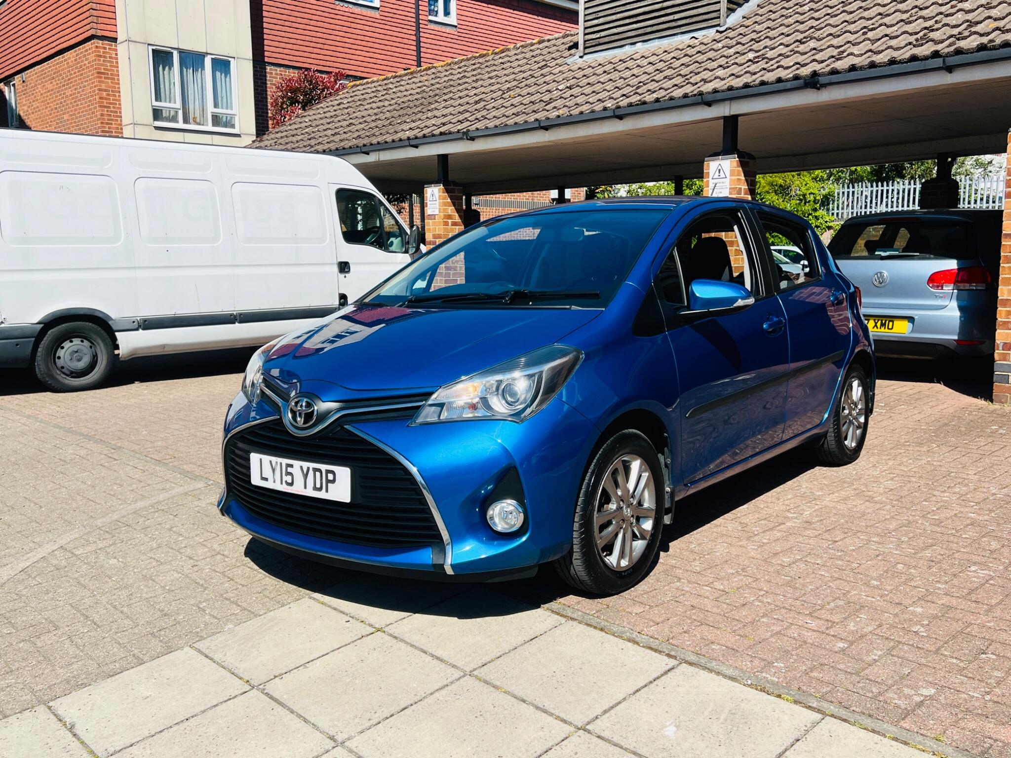 Toyota Yaris view 13