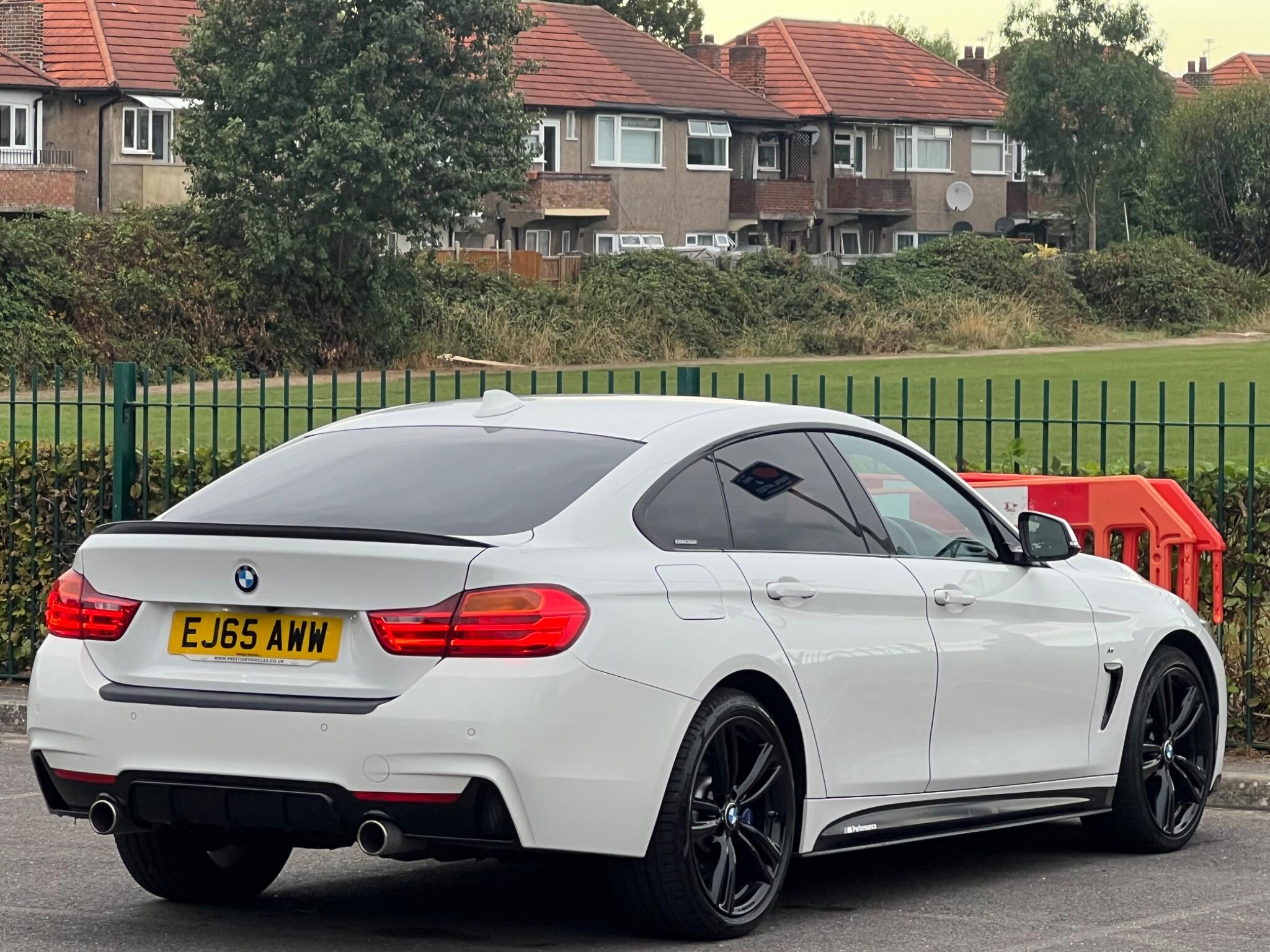 BMW 4 Series view 9
