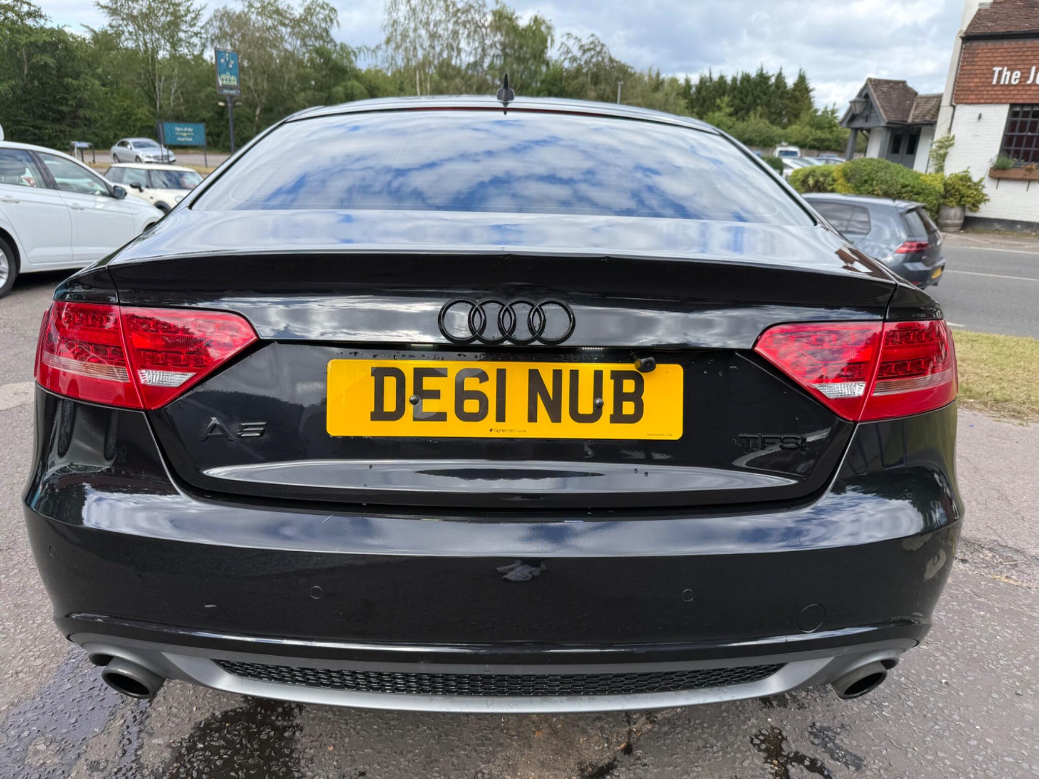 Audi A5 view 9