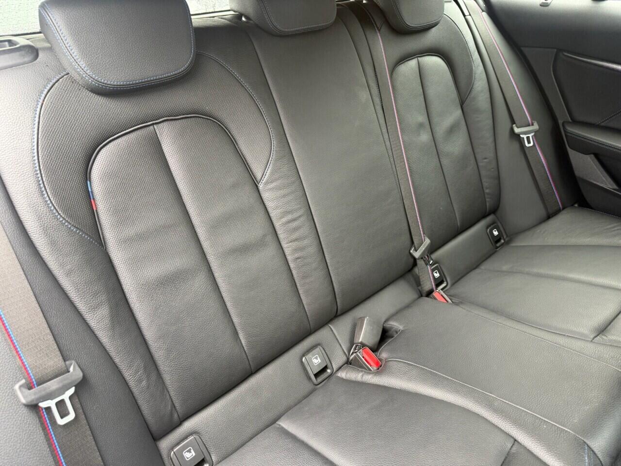 BMW 1 Series view 23