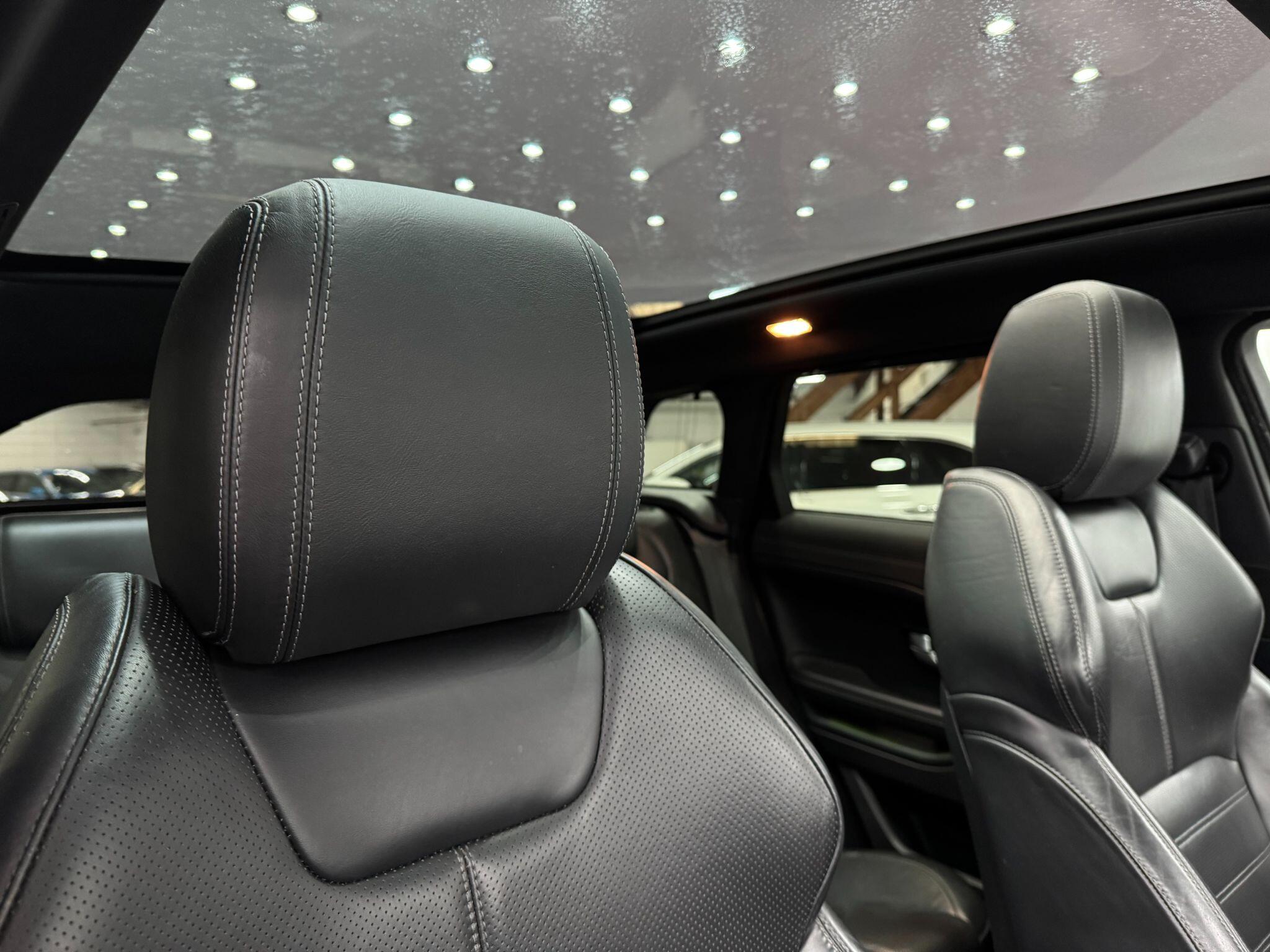 Land Rover Range Rover Evoque view 24
