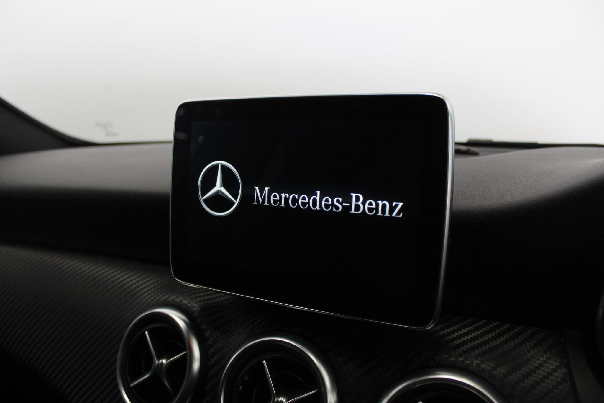 Mercedes-Benz A-Class view 33