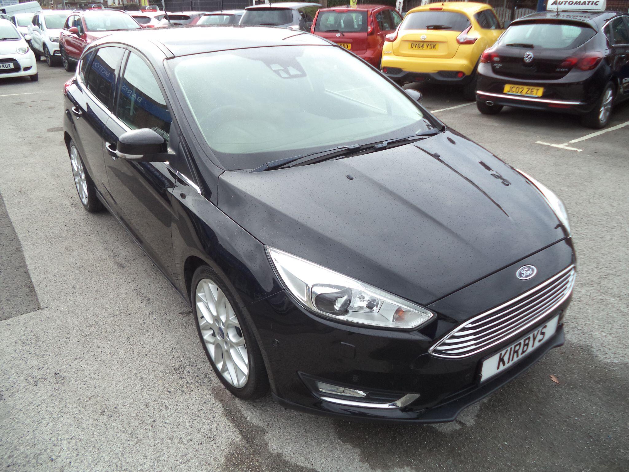 Ford Focus main image