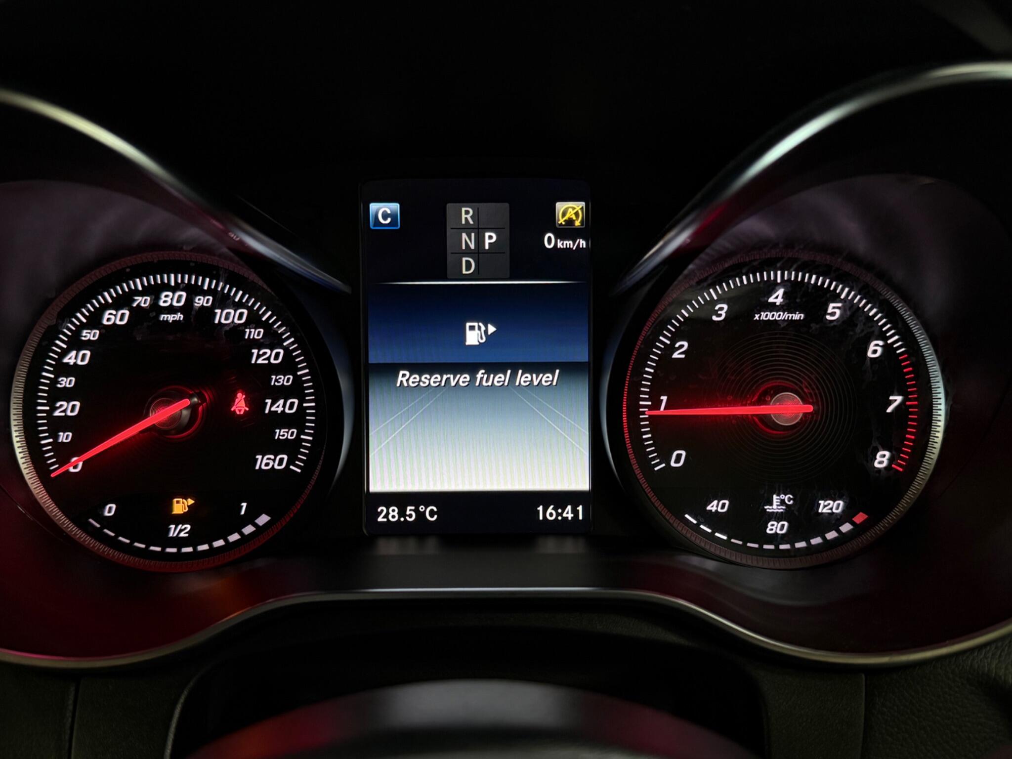Mercedes-Benz GLC view 15