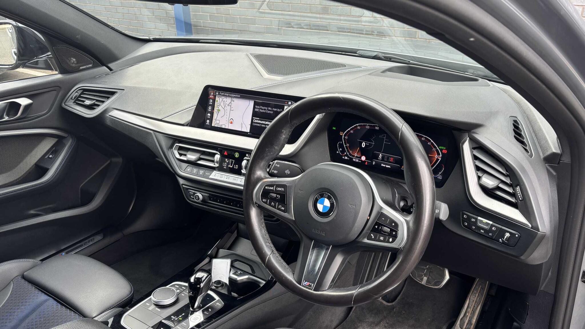 BMW 1 Series view 7