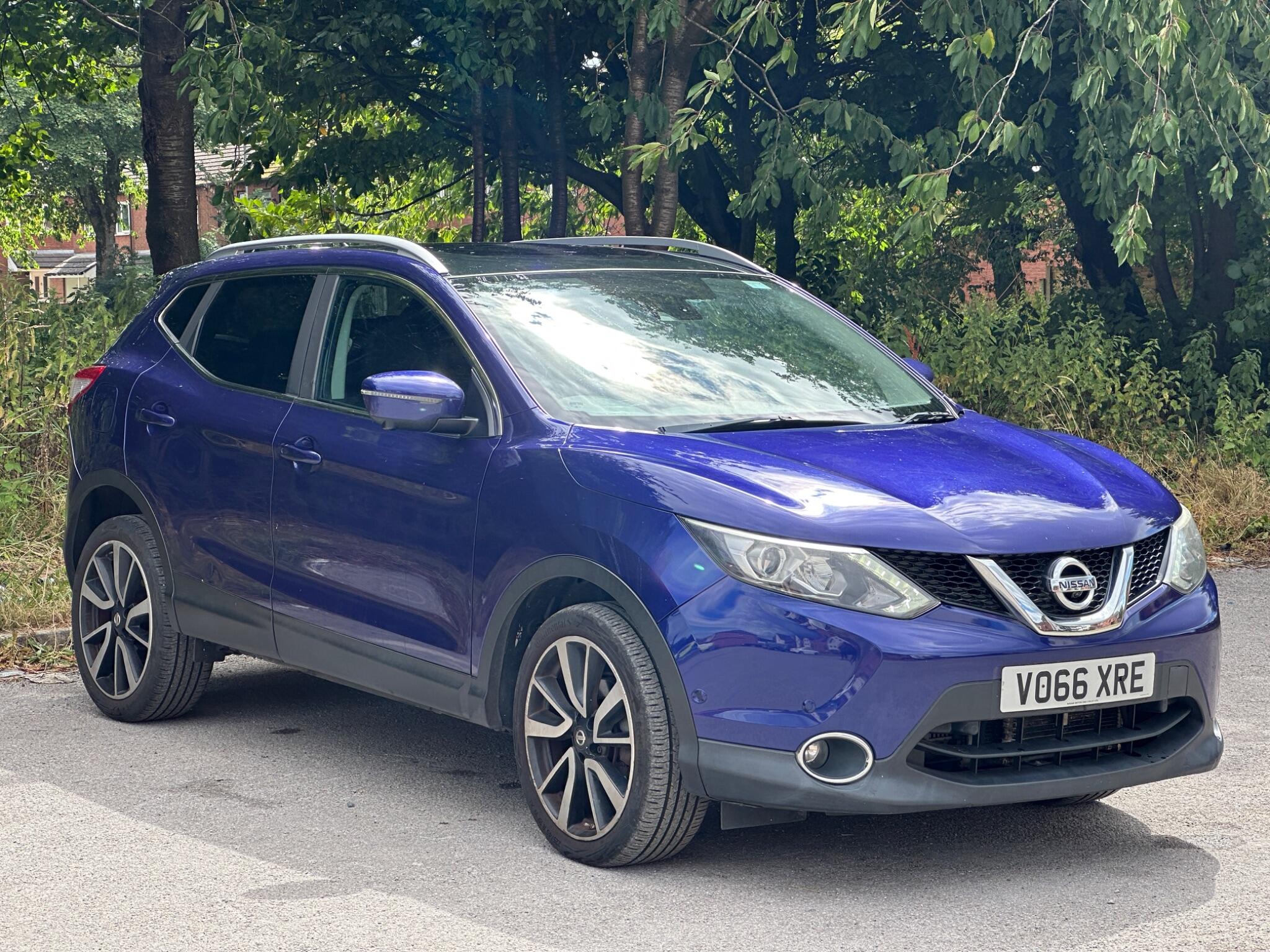 Nissan Qashqai view 2