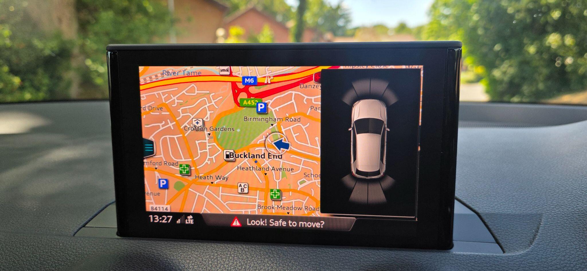 Audi Q2 view 35