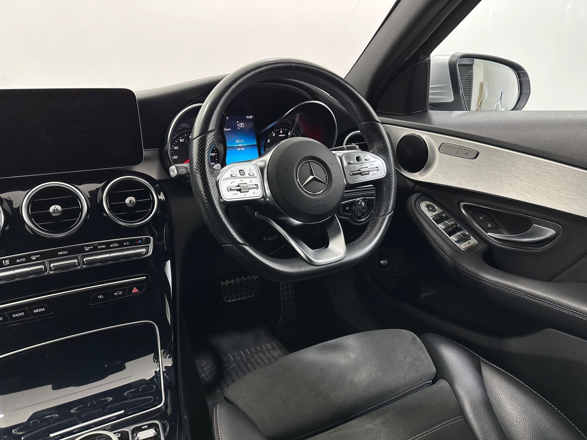 Mercedes-Benz C-Class view 12