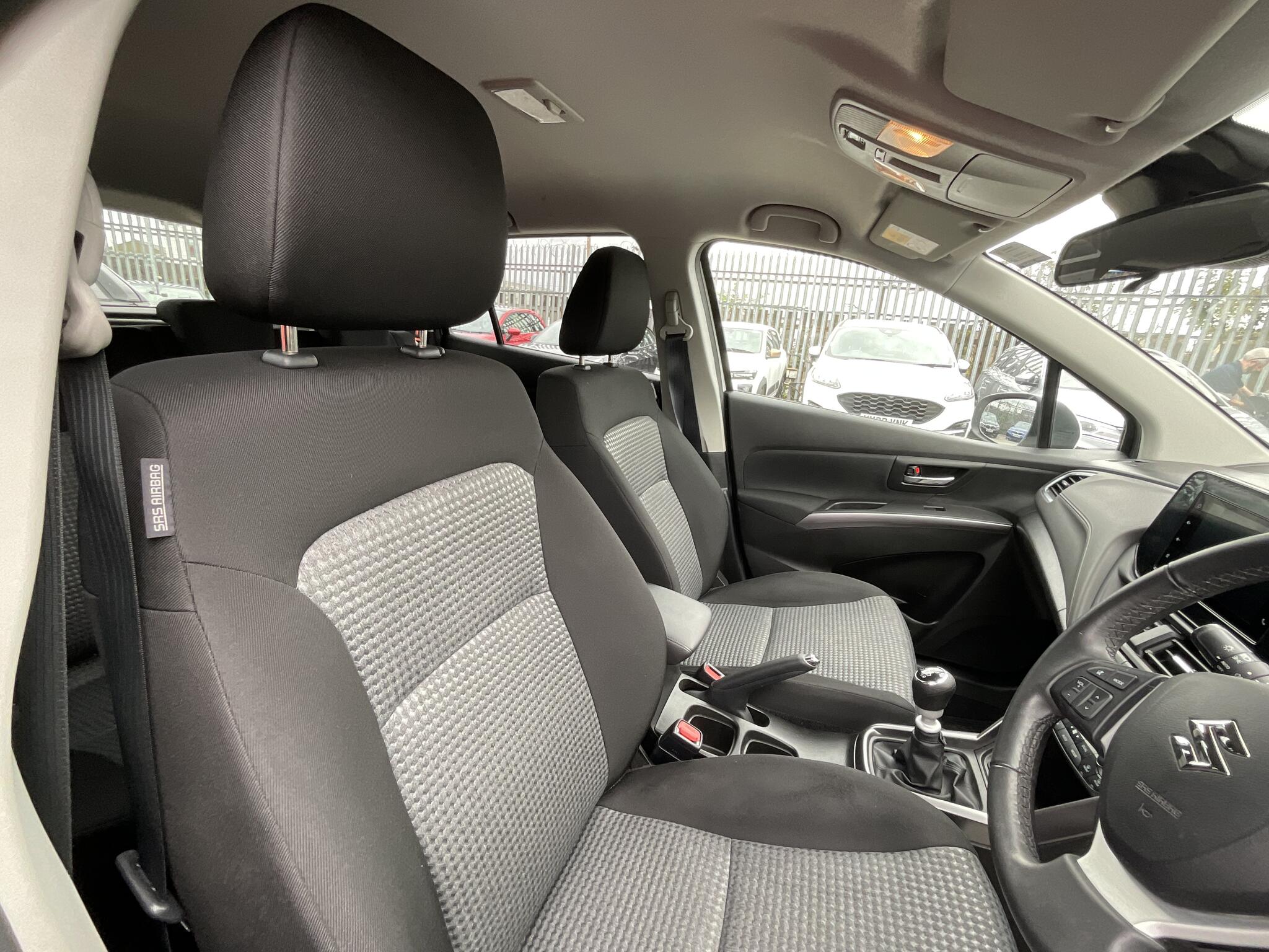 Suzuki S-Cross view 8