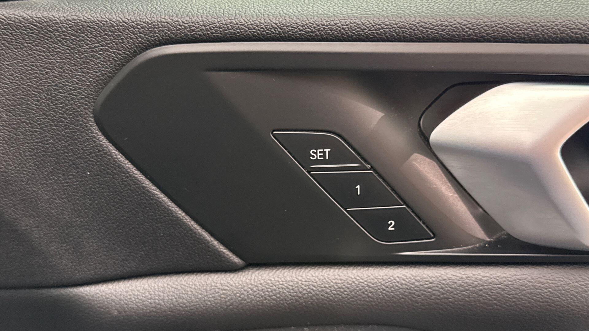 BMW X5 view 33