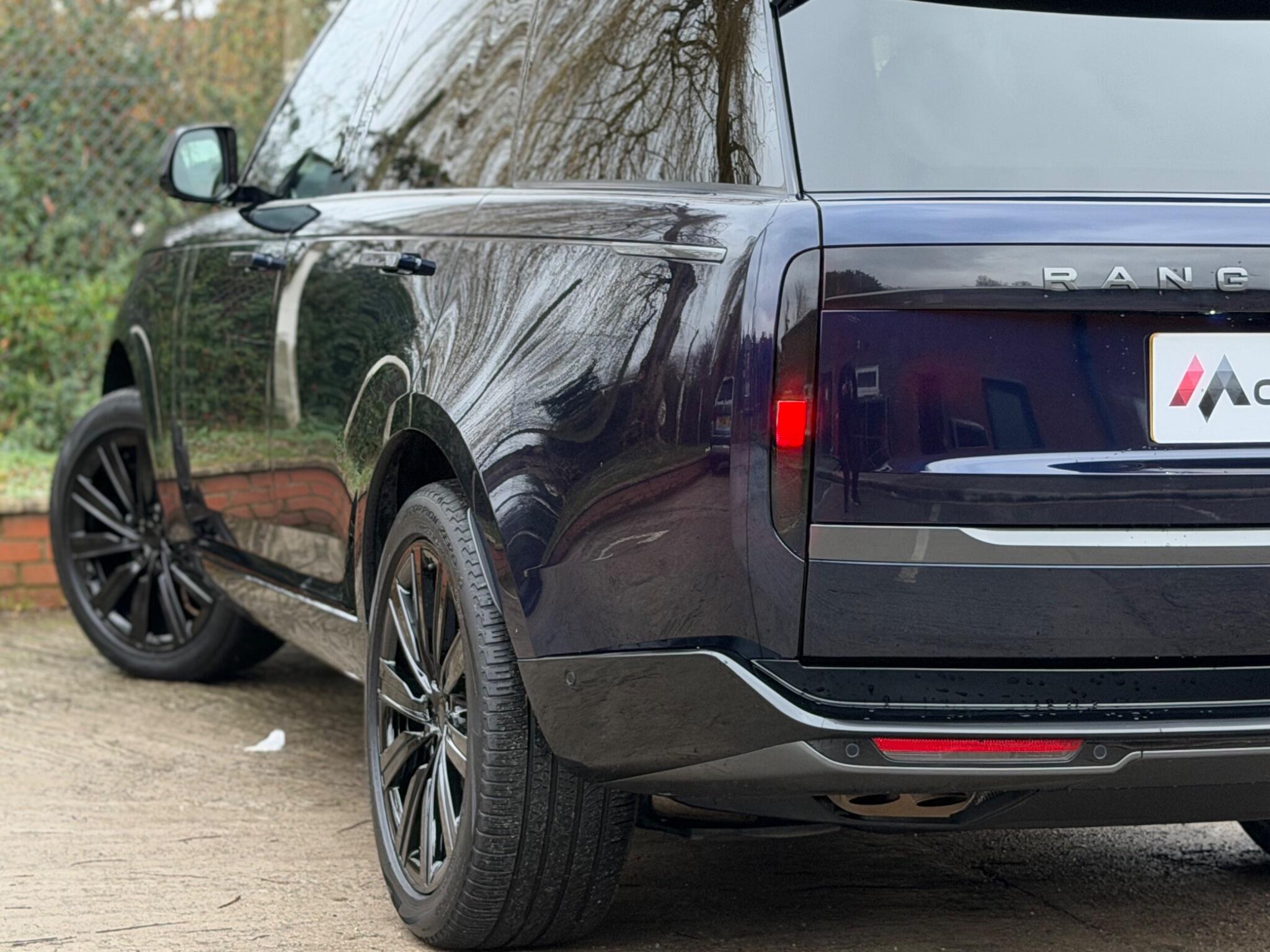 Land Rover Range Rover view 12