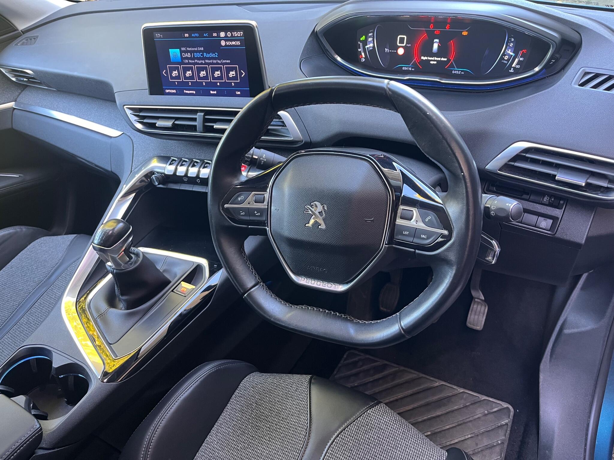 Peugeot 5008 view 25