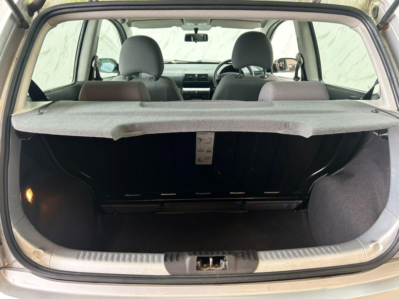 Volkswagen Fox view 21